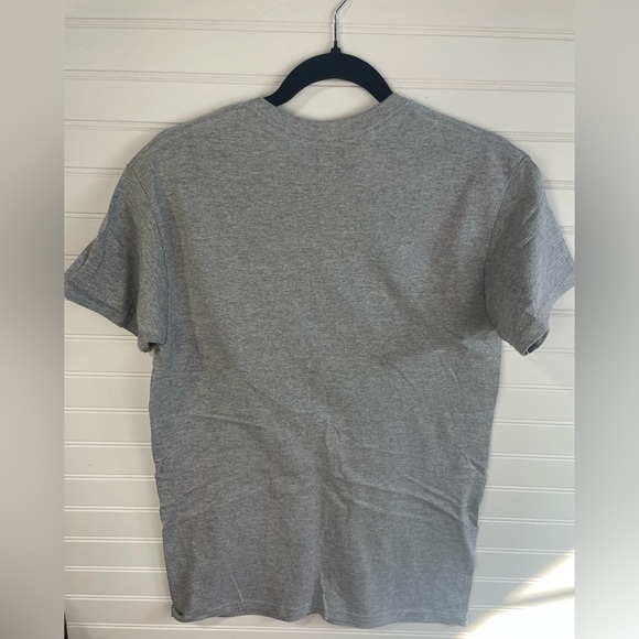 Benson Boone Gray Tour Date Short Sleeve Concert T-Shirt Size Small Women’s NWOT - Picture 3 of 7